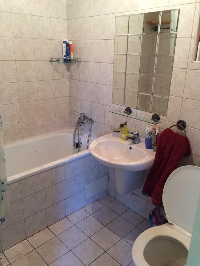 Holiday House Cervena Veza Пиещани Екстериор снимка