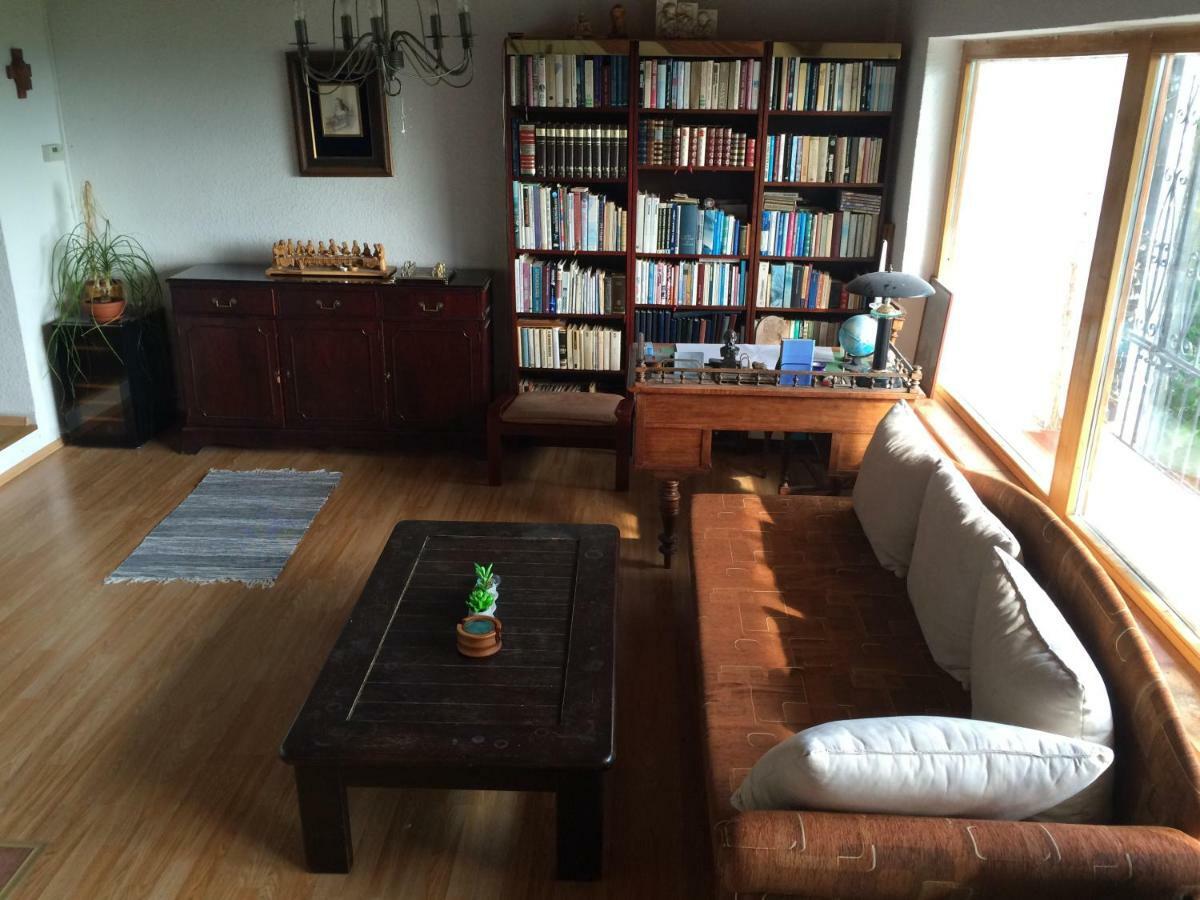 Holiday House Cervena Veza Пиещани Екстериор снимка
